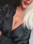 Hi, my name is Erinn and I'm new nice and sympatic girl in Stavanger! Come to visit me and enjoy your nice moment ;-)