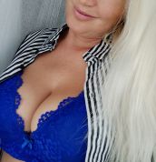 Hi, my name is Erinn and I'm new nice and sympatic girl in Stavanger! Come to visit me and enjoy your nice moment ;-)