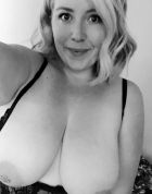 Selvsikker MILF med glød 🔥