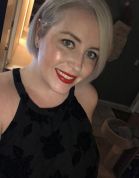 Selvsikker MILF med glød 🔥